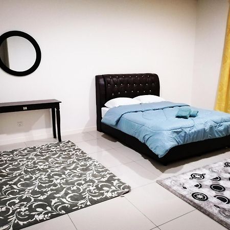 A&D Home-Stay @Kota Warisan, Σεπάνγκ Εξωτερικό φωτογραφία