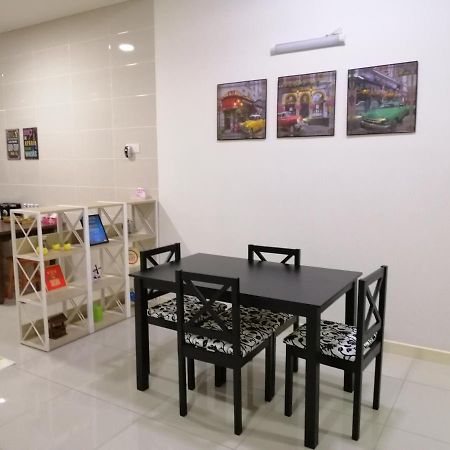 A&D Home-Stay @Kota Warisan, Σεπάνγκ Εξωτερικό φωτογραφία