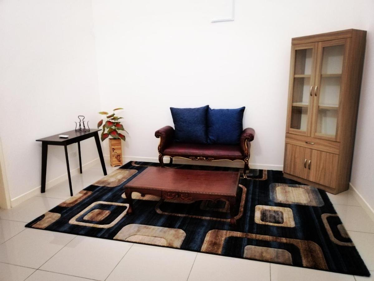 A&D Home-Stay @Kota Warisan, Σεπάνγκ Εξωτερικό φωτογραφία