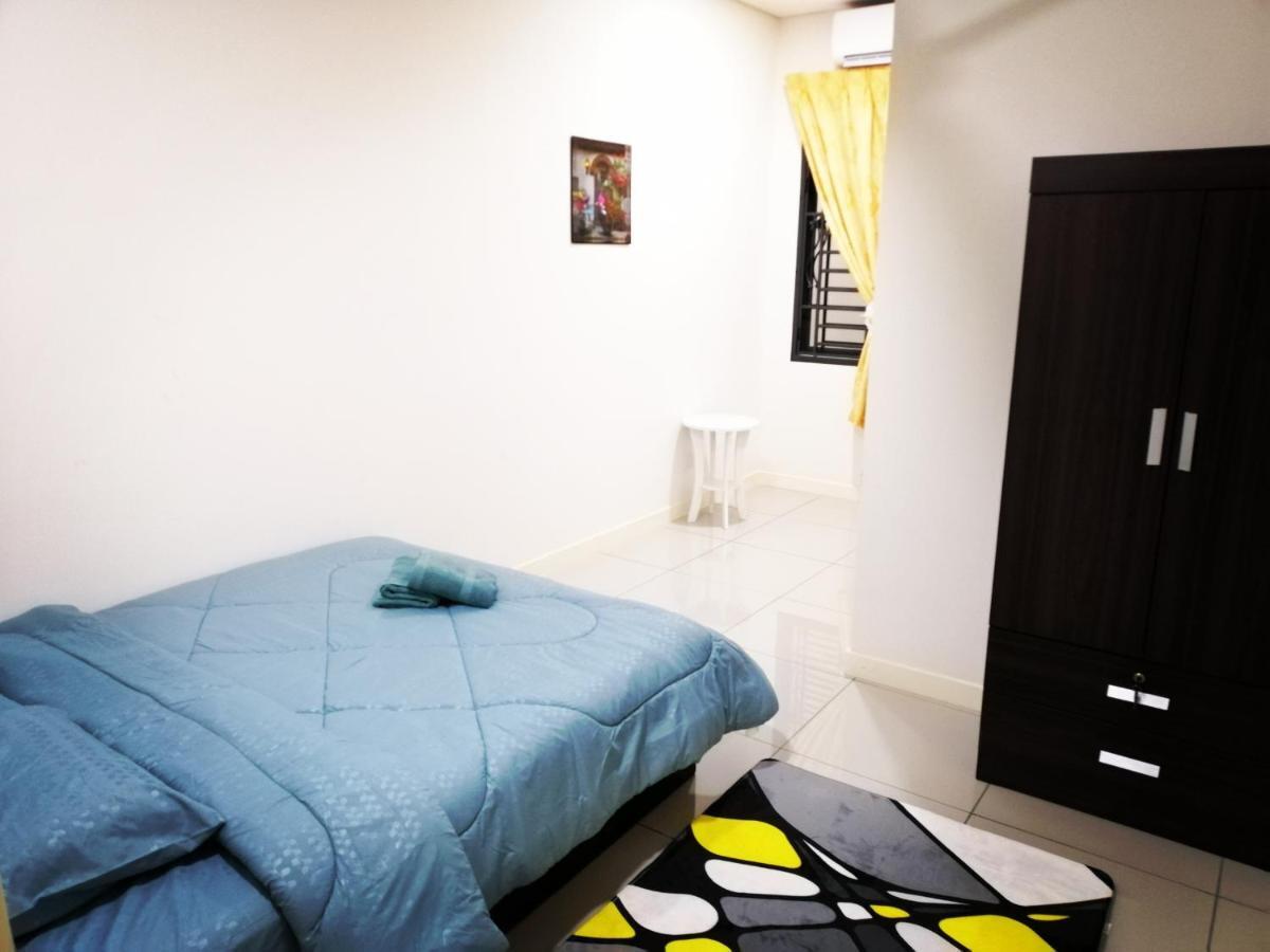 A&D Home-Stay @Kota Warisan, Σεπάνγκ Εξωτερικό φωτογραφία